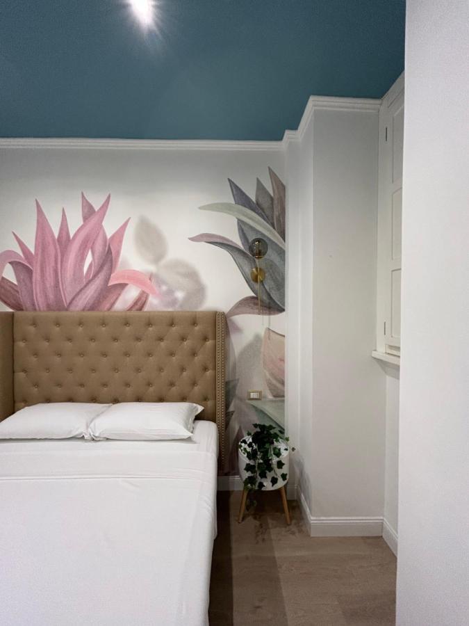 Raffaello'S Place โรม ภายนอก รูปภาพ
