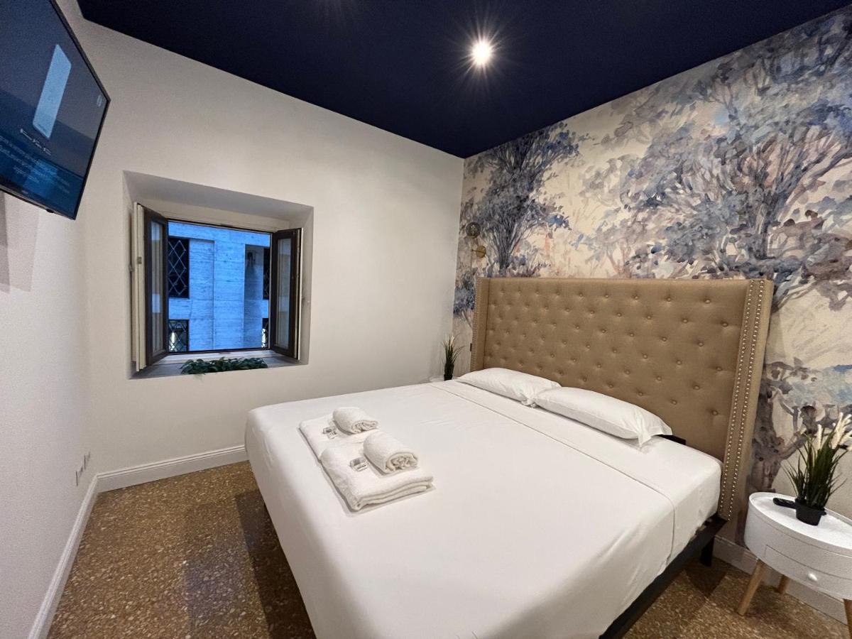 Raffaello'S Place โรม ภายนอก รูปภาพ