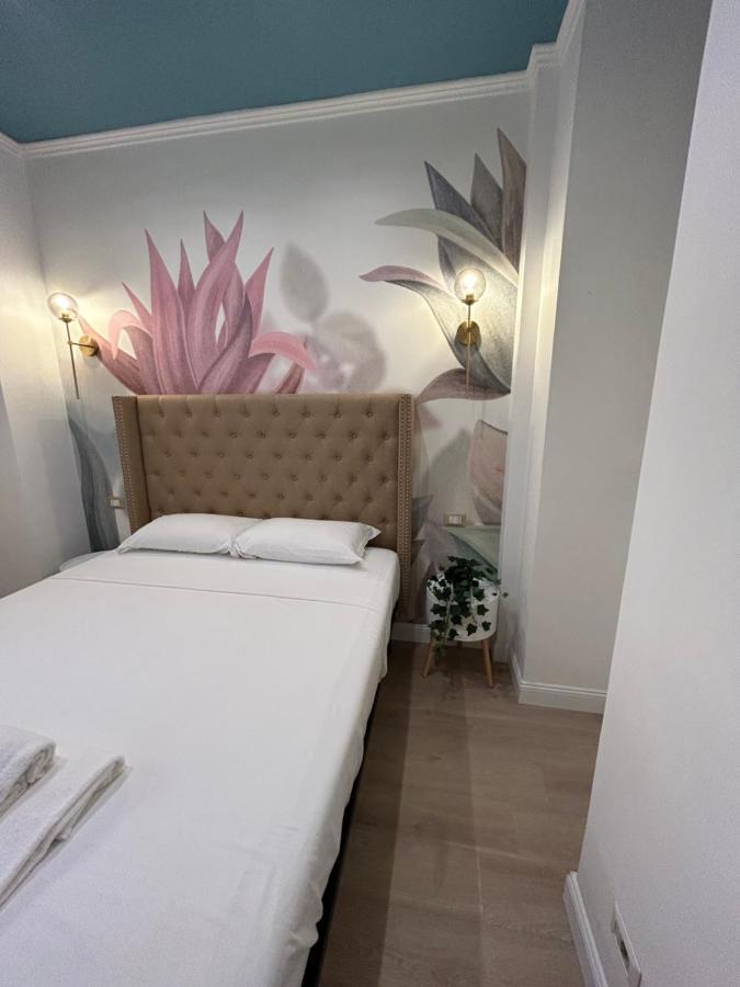 Raffaello'S Place โรม ภายนอก รูปภาพ