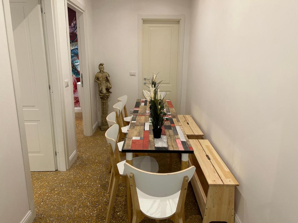 Raffaello'S Place โรม ภายนอก รูปภาพ