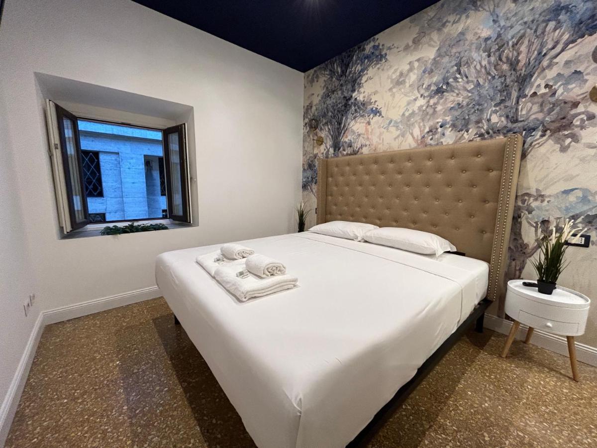 Raffaello'S Place โรม ภายนอก รูปภาพ