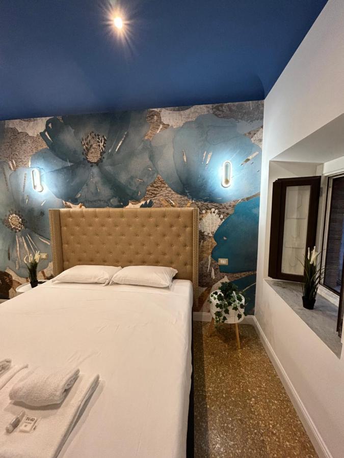 Raffaello'S Place โรม ภายนอก รูปภาพ