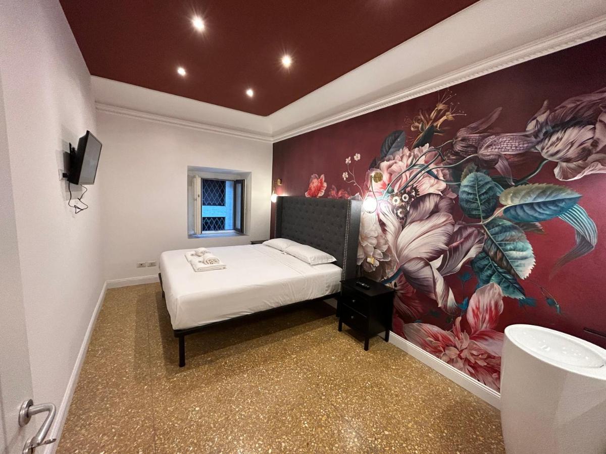 Raffaello'S Place โรม ภายนอก รูปภาพ